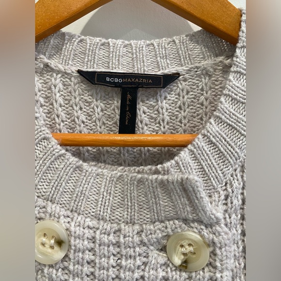 BCBG max azria sweater - Picture 4 of 4